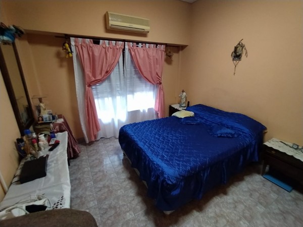 Hermosa Casa Multifamiliar, cochera pasante, lote 10x50 (Villa Lugano)