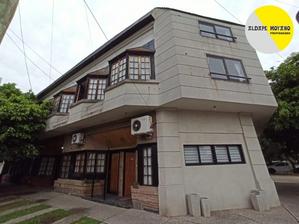 Se Alquila PH tres amb, entrada independiente (Villa Luzuriaga) 