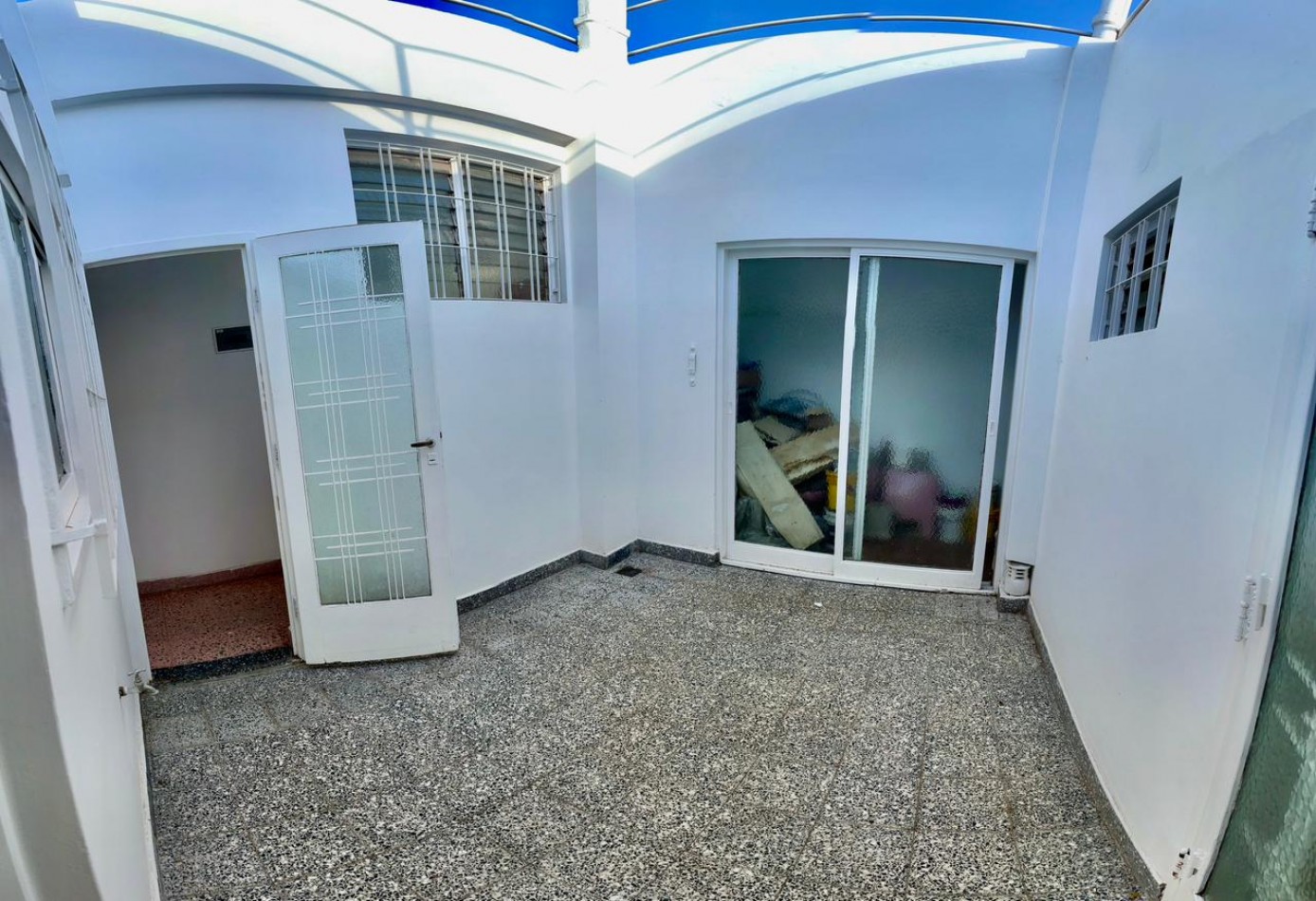Se vende departamento cuatro amb, remodelado, con espacio aereo!!!