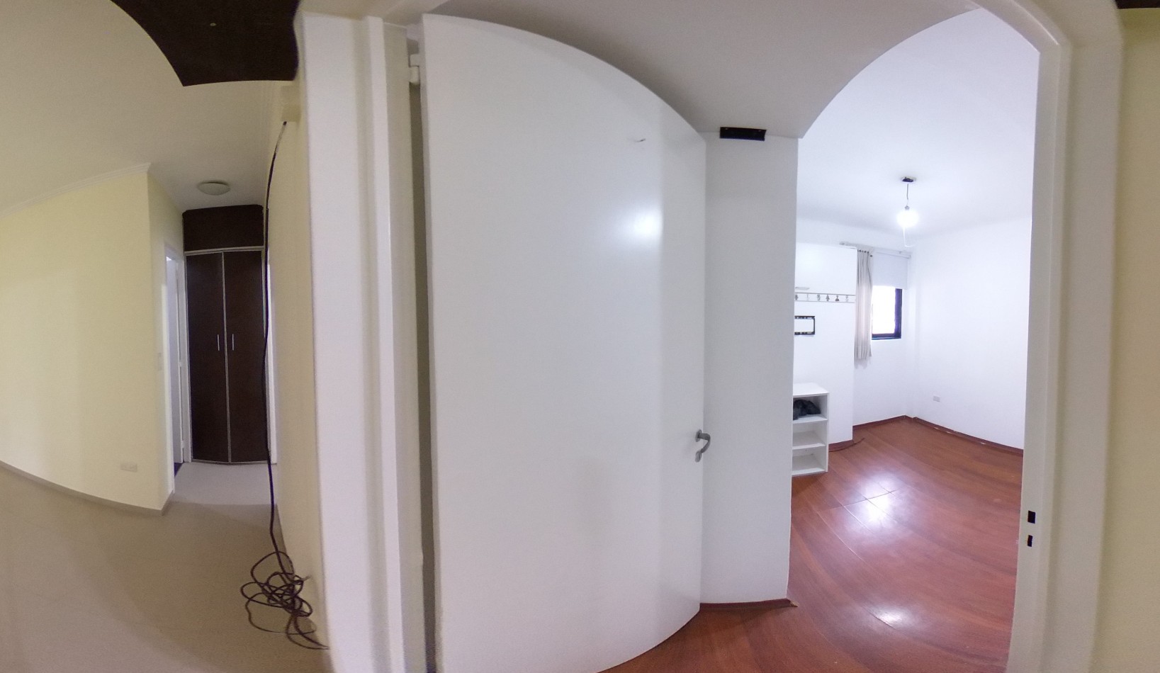 Se Alquila PH tres amb, entrada independiente (Villa Luzuriaga) 