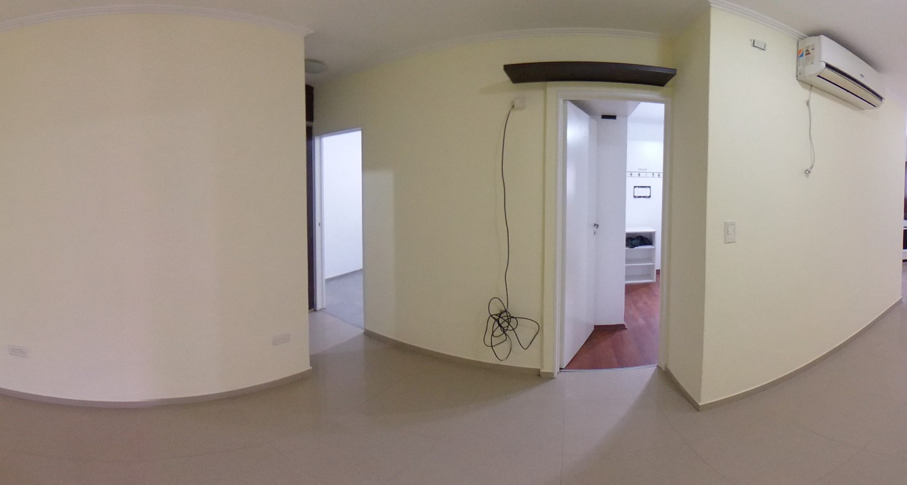 Se Alquila PH tres amb, entrada independiente (Villa Luzuriaga) 