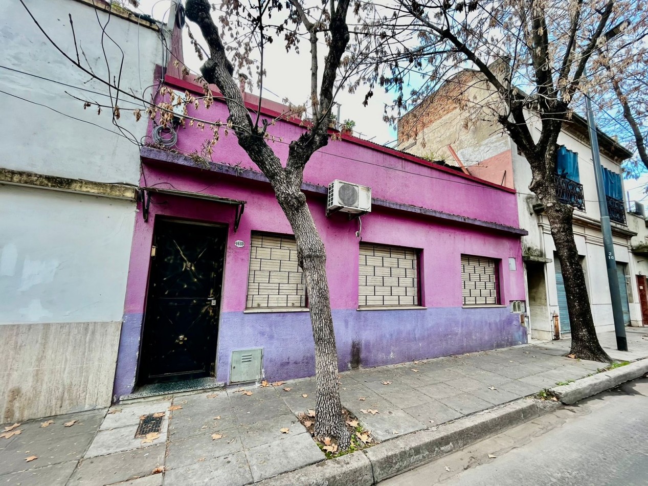 Se Vende PH dos ambientes, contrafrente (Barracas)