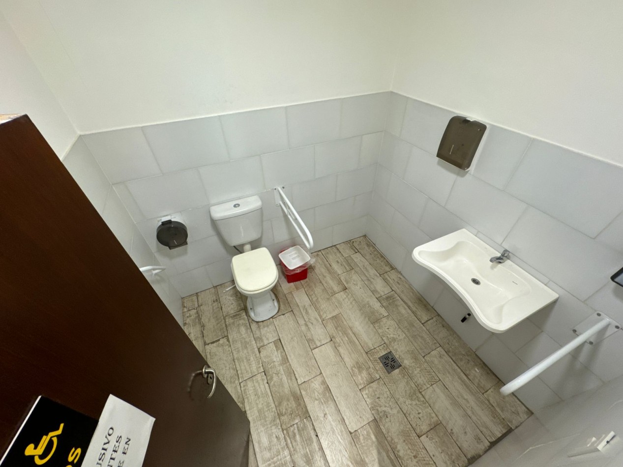 Se Vende Local Comercial (Villa Lugano)