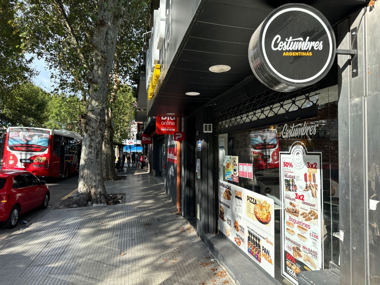 Se Vende Local Comercial (Villa Lugano)