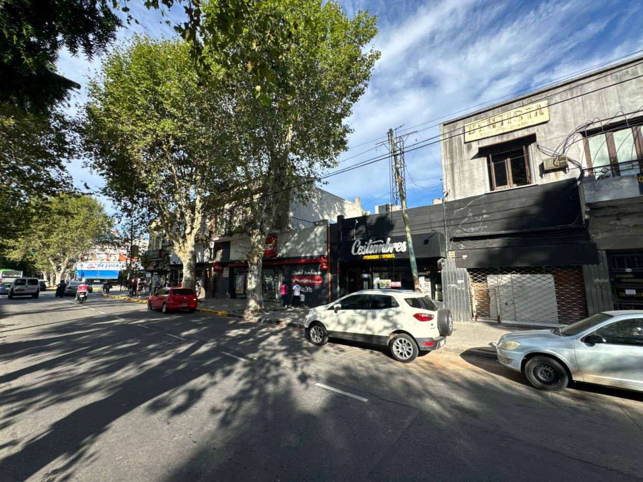 Se Vende Local Comercial (Villa Lugano)