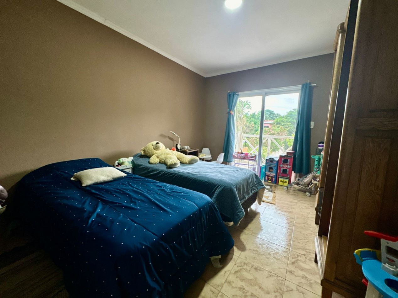 Se Vende Casa cuatro amb, con cochera, piscina (LOBOS) Facilidaddes de Pago