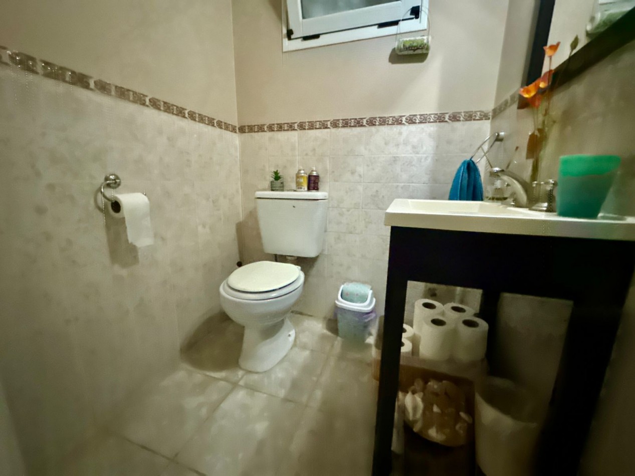 Se Vende Casa cuatro amb, con cochera, piscina (LOBOS) Facilidaddes de Pago