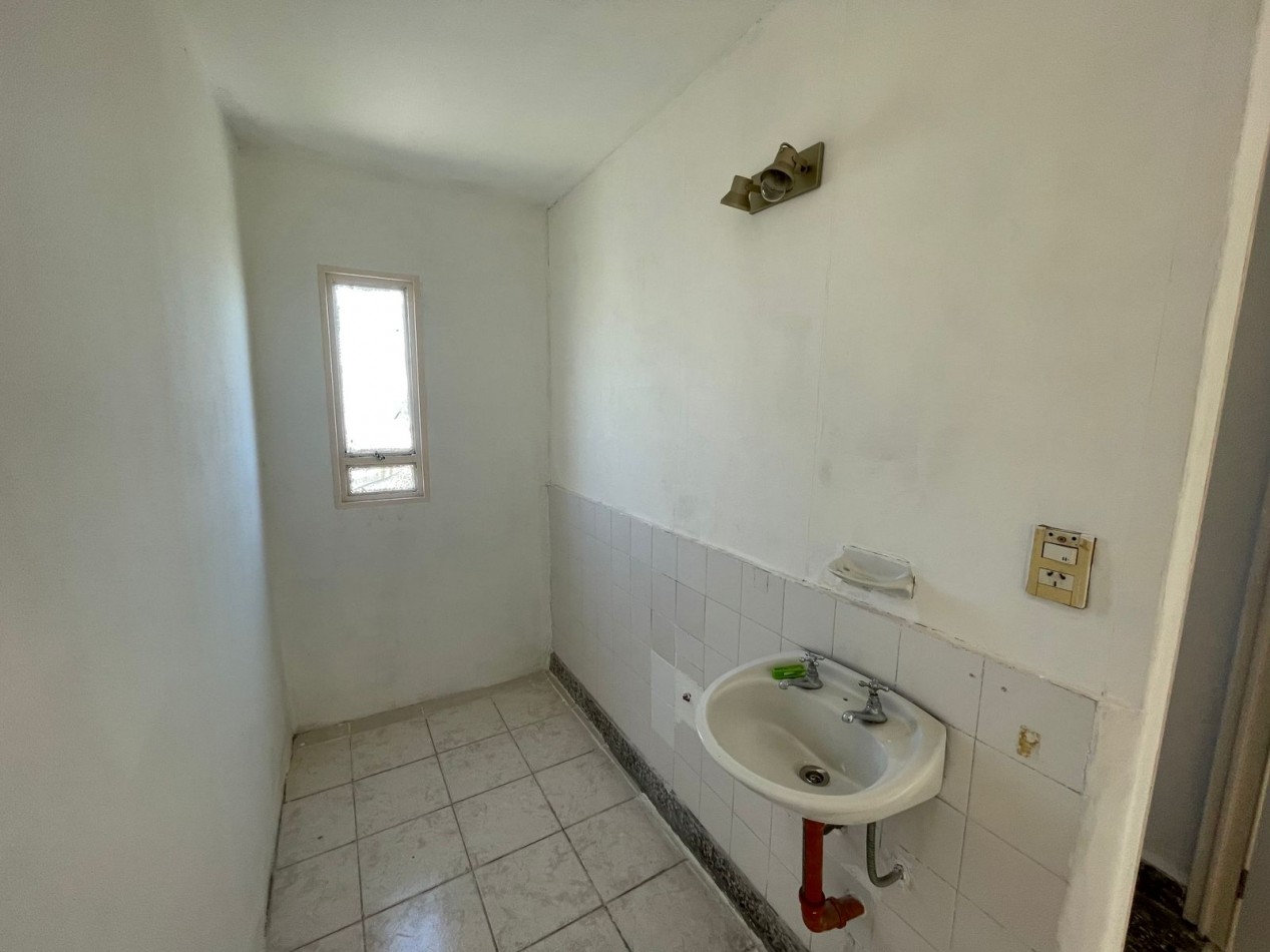 Se vende departamento cuatro ambientes (Barrio Piedra Buena)