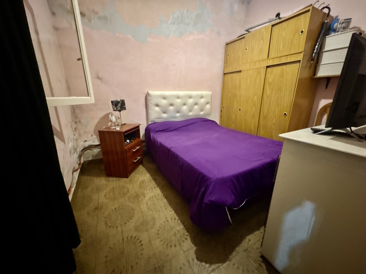 Se Vende Casa tres ambientes, con cochera doble(Villa Lugano)