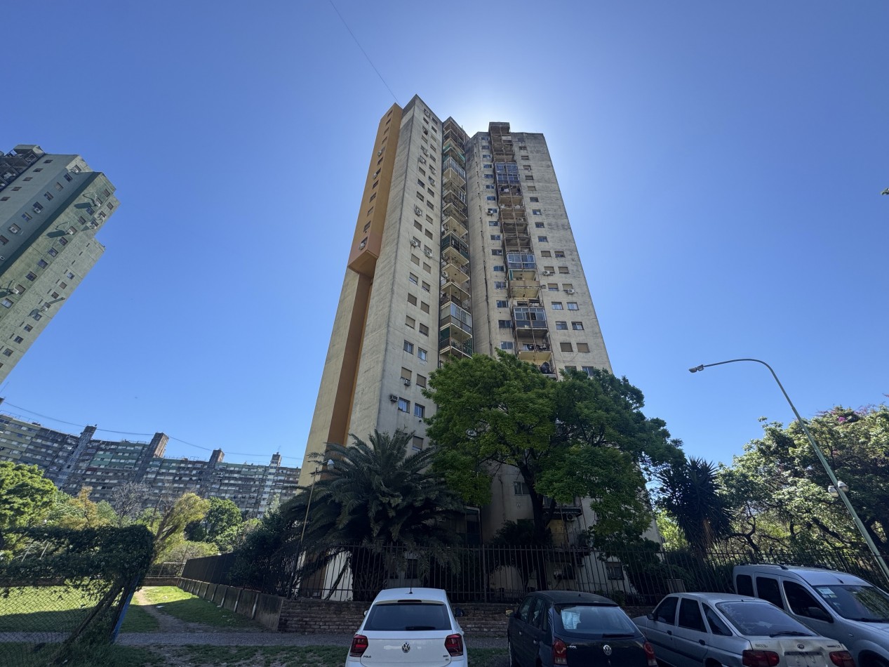 Se Vende Departamento tres ambientes (Torre 11 - Lugano 1 y 2)