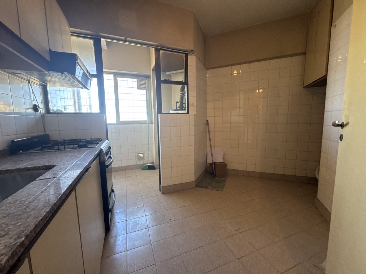 Se Vende Departamento tres ambientes (Torre 11 - Lugano 1 y 2)