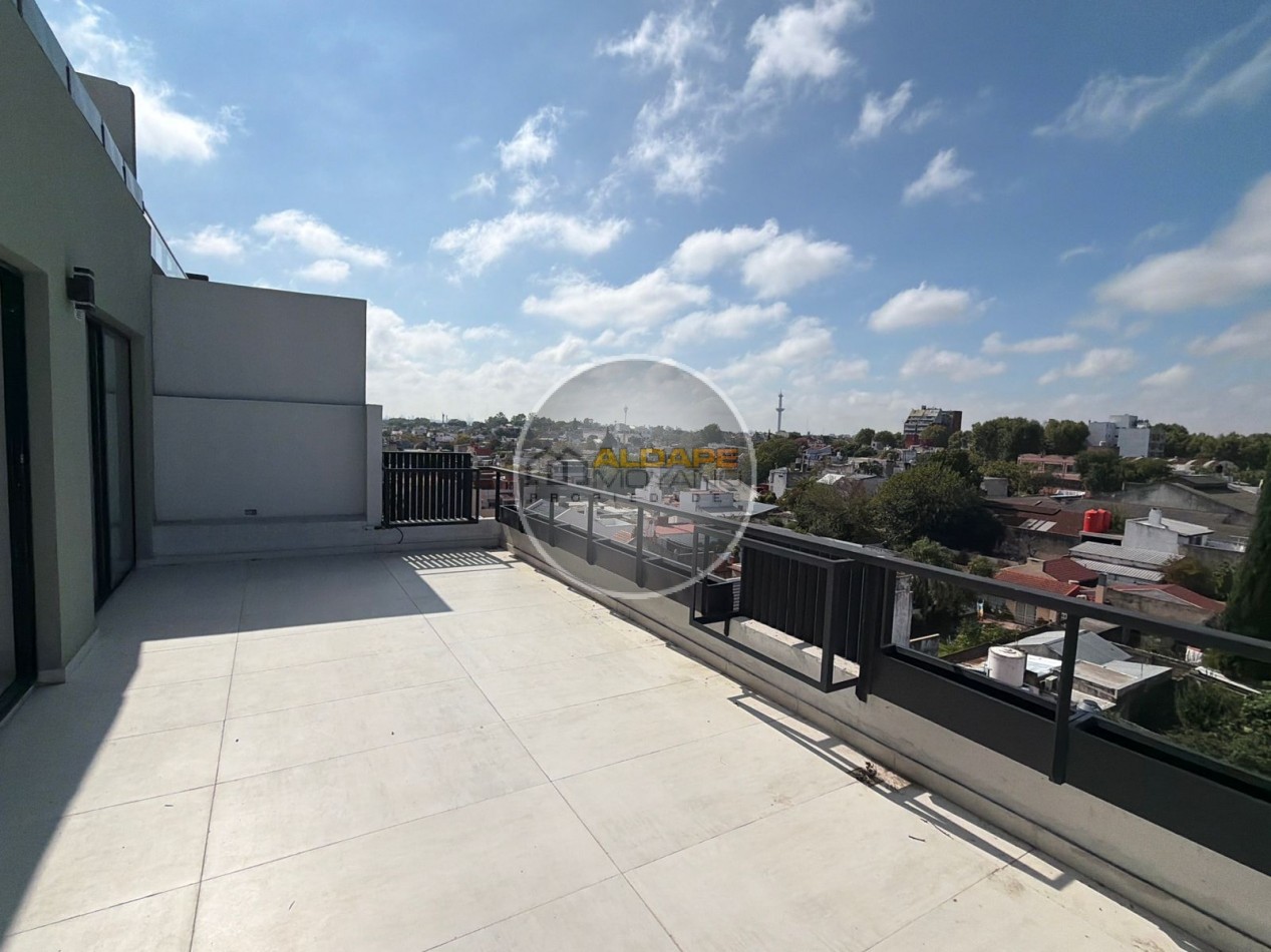 Se vende departamentosemi piso, tres amb. A estrenar!! (Villa Lugano)