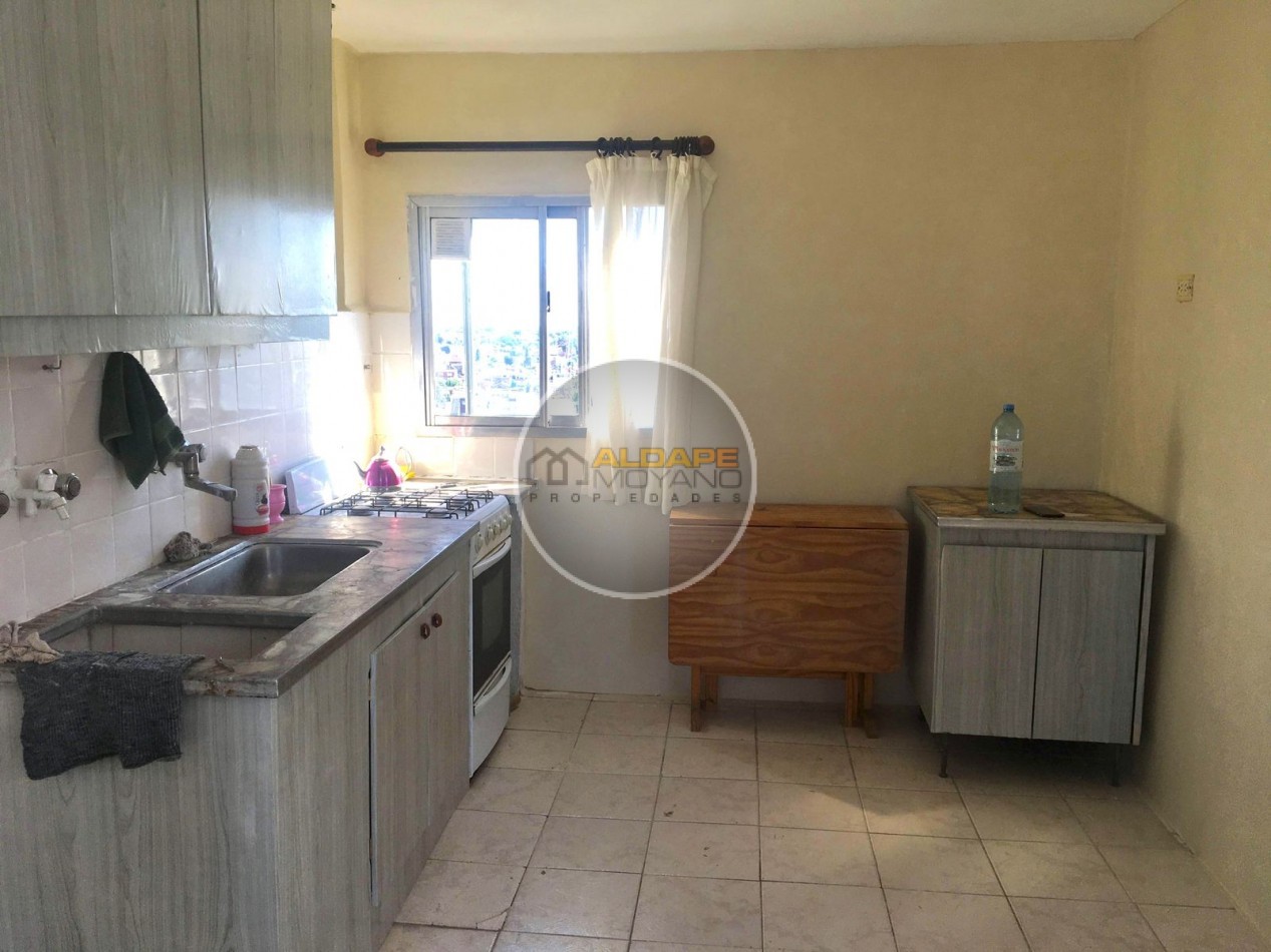 Se vende departamento cuatro ambientes (Barrio Piedra Buena)