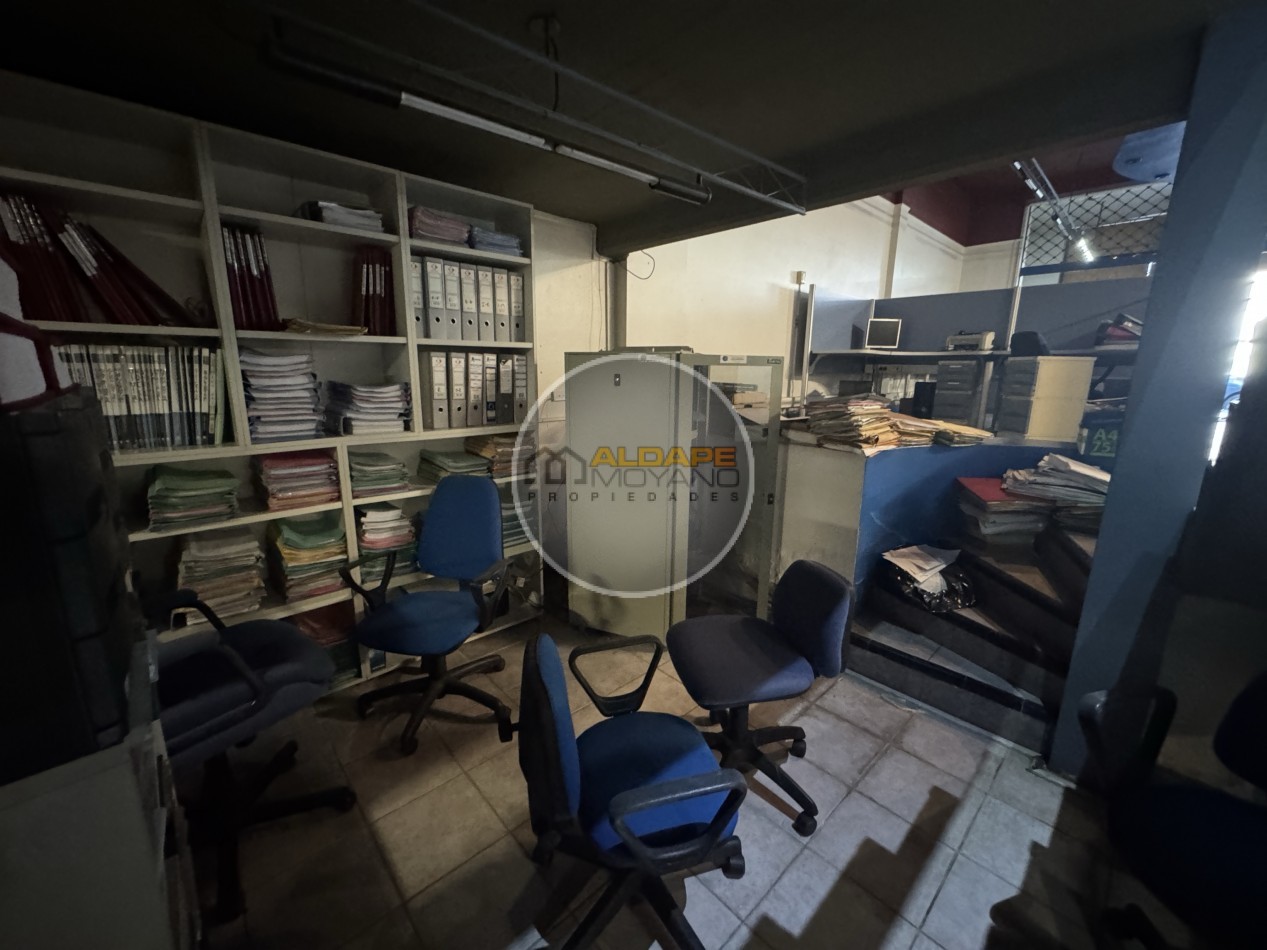 Se Alquila Local Comercial (Centro comercial - Villa Lugano)