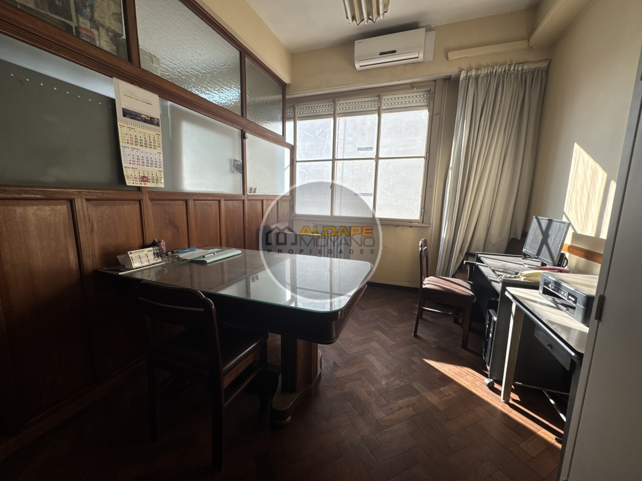 Se Vende Oficina (Monserrat)