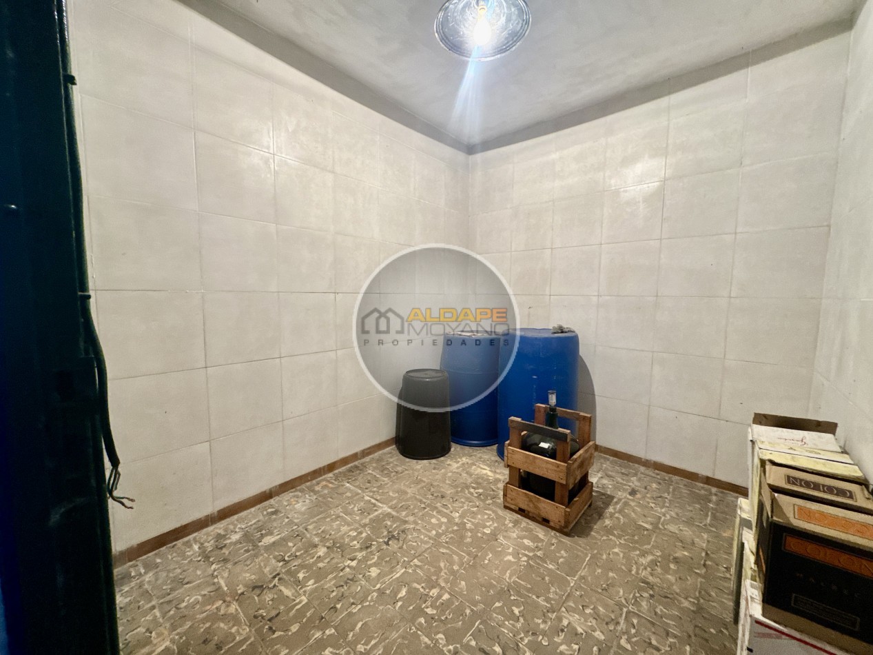 Se Vende Casa cinco ambientes, con cochera, Apto Credito Hipotecario!!