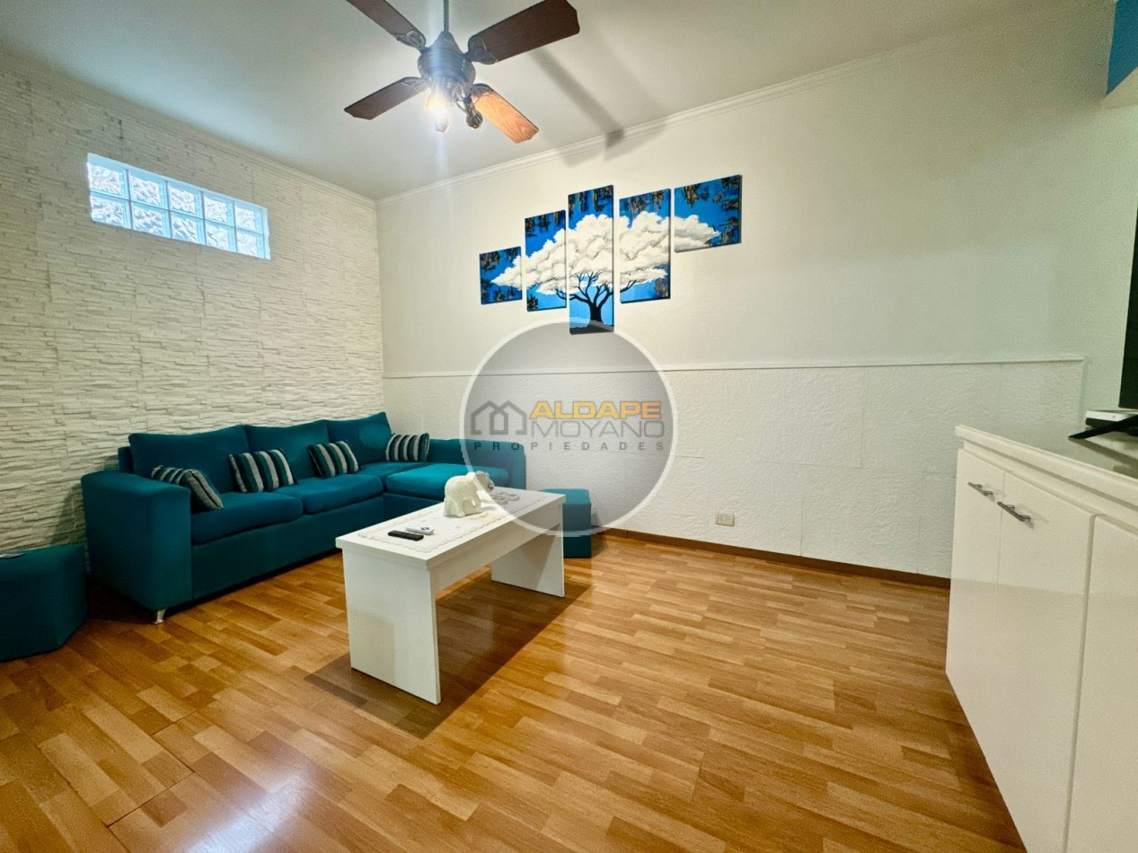 Se vende PH tipo casa, tres ambientes con cochera (Villa Lugano)