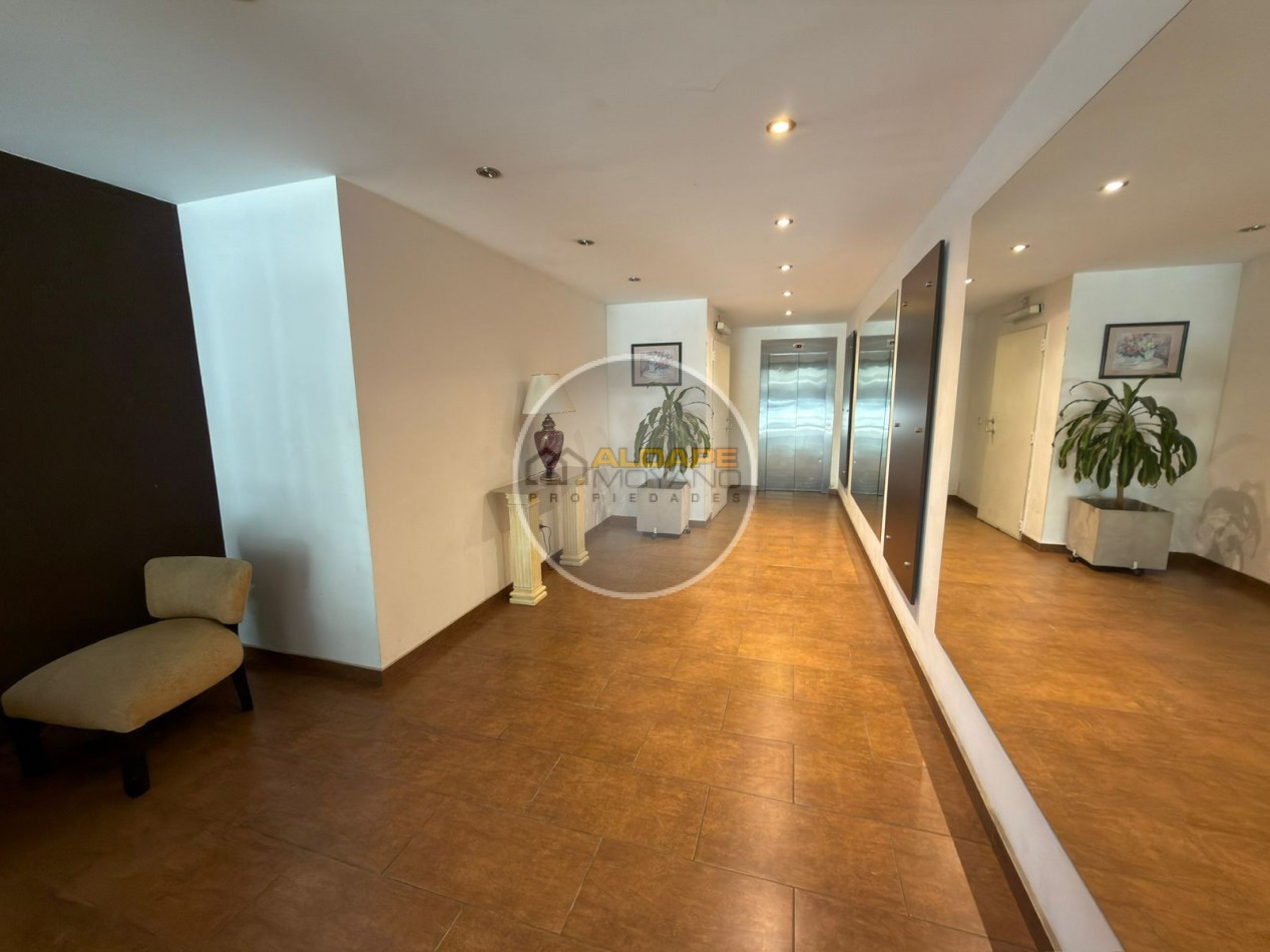 Se Vende Departamento dos amb con cochera (Villa Luro)