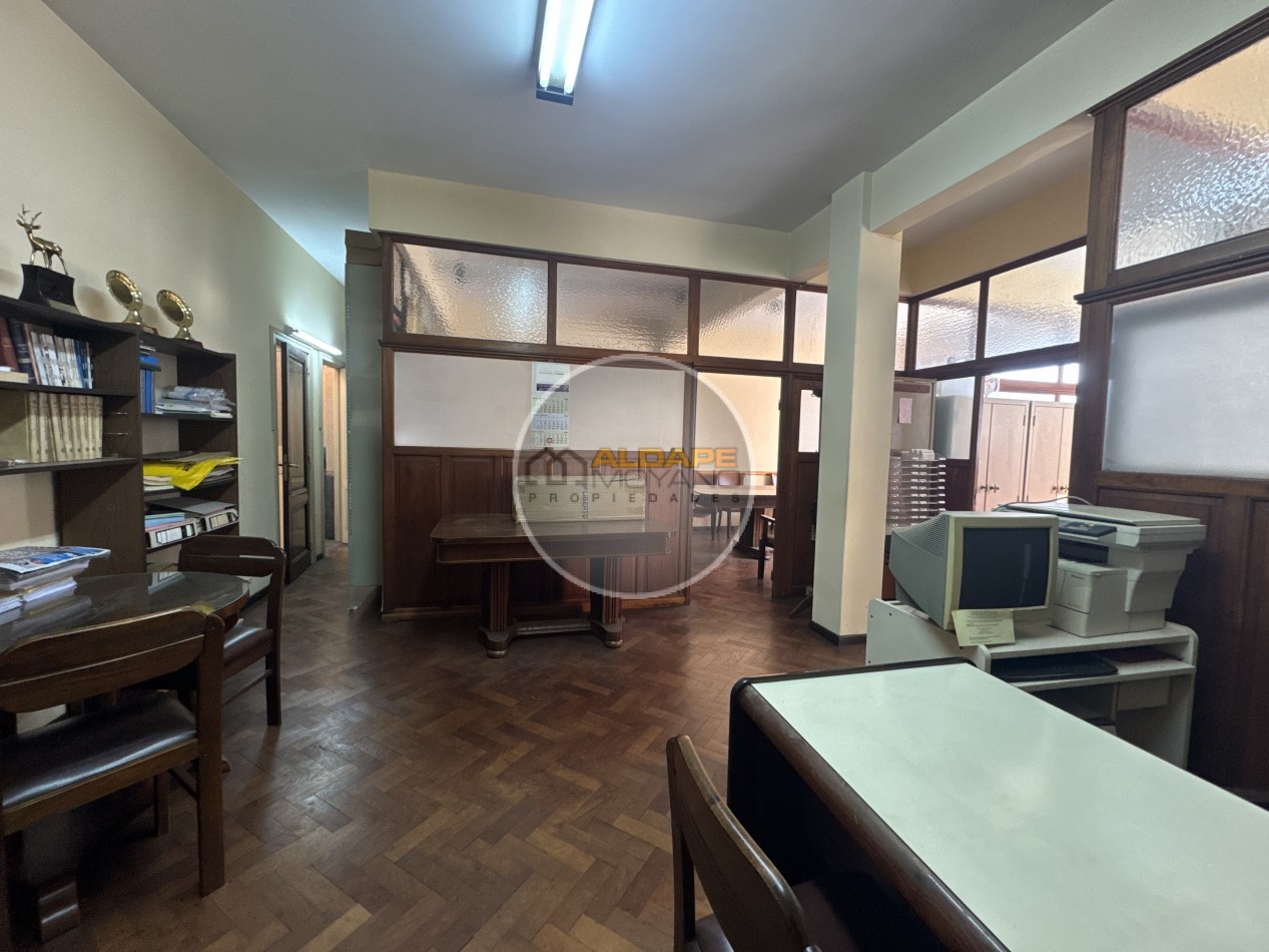 Se Vende Oficina (Monserrat)