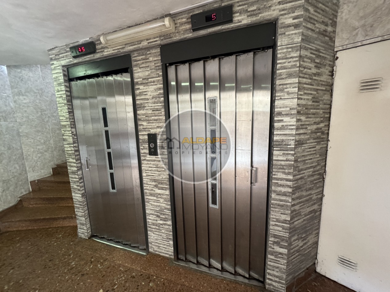 Se Vende Departamento Tres ambientes (Barrio Piedrabuena) Edificio 54