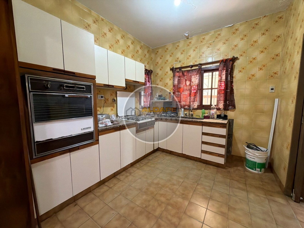 Alquiler comercial: Local, Galpon y vivienda!! (Villa Lugano)