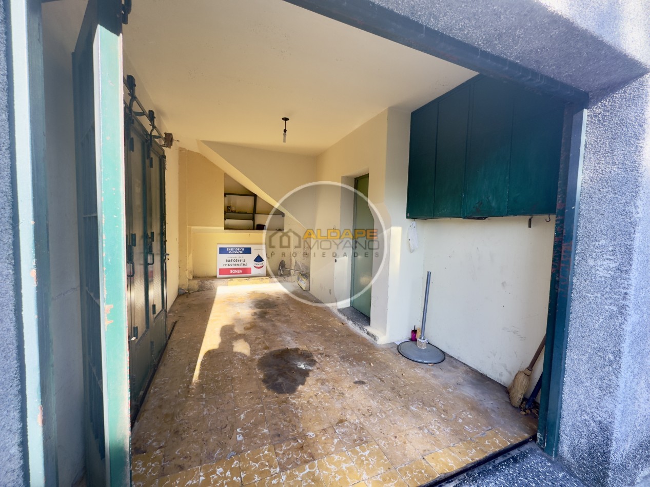 Se Vende Casa cinco ambientes, con cochera, Apto Credito Hipotecario!!