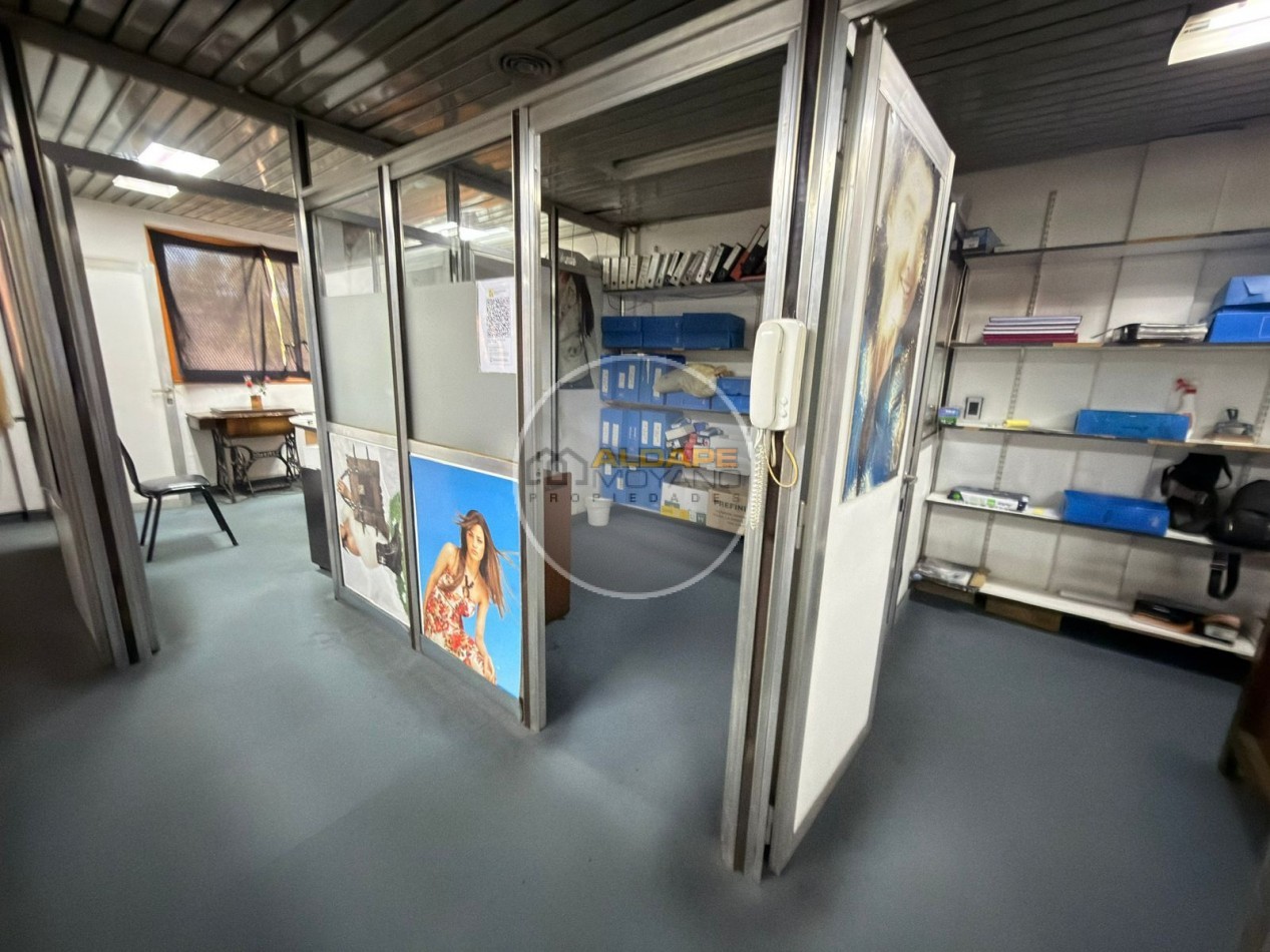 Se Vende Galpon,  total 1600mts2, (Mataderos)