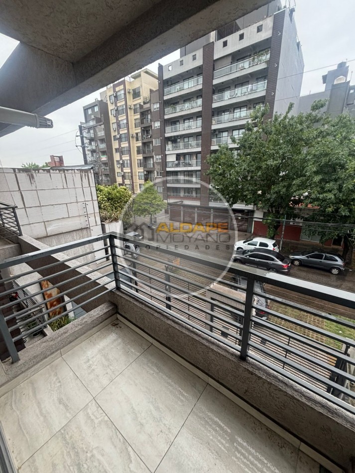 Se alquila departamento dos ambientes (Moron)