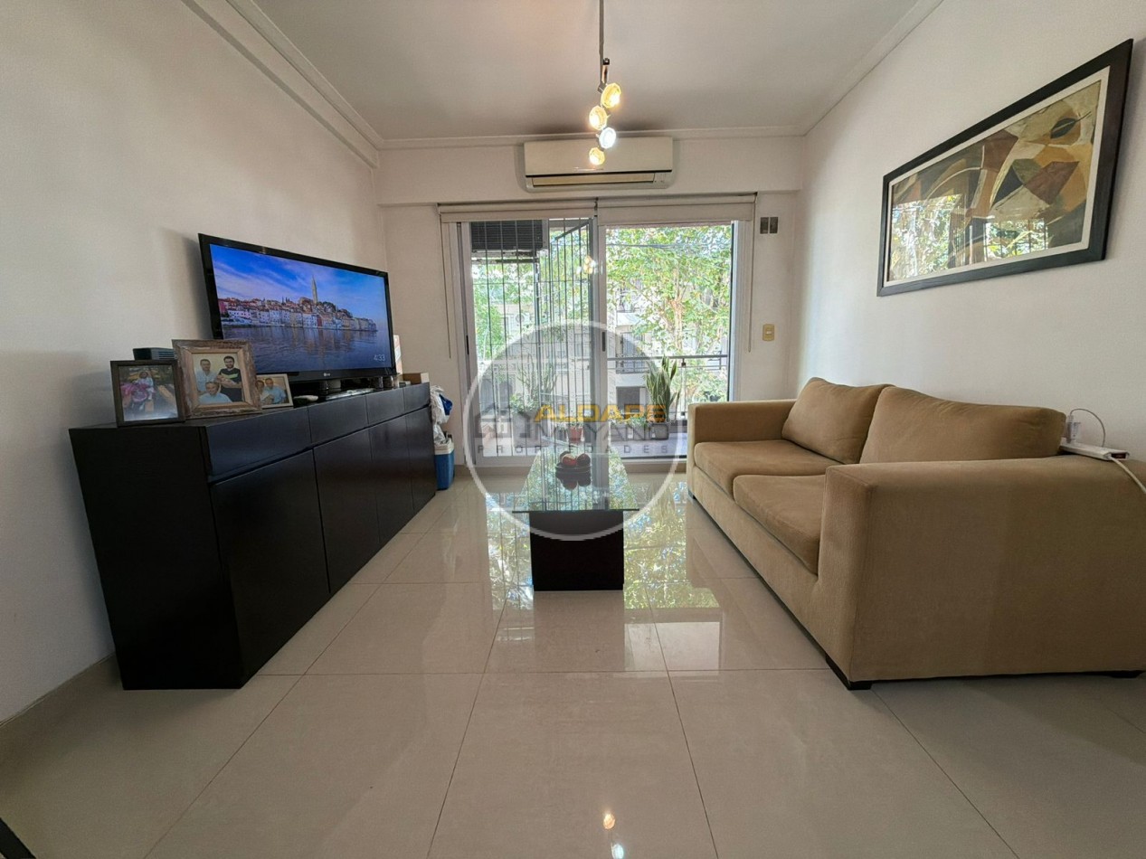 Se Vende Departamento dos amb con cochera (Villa Luro)