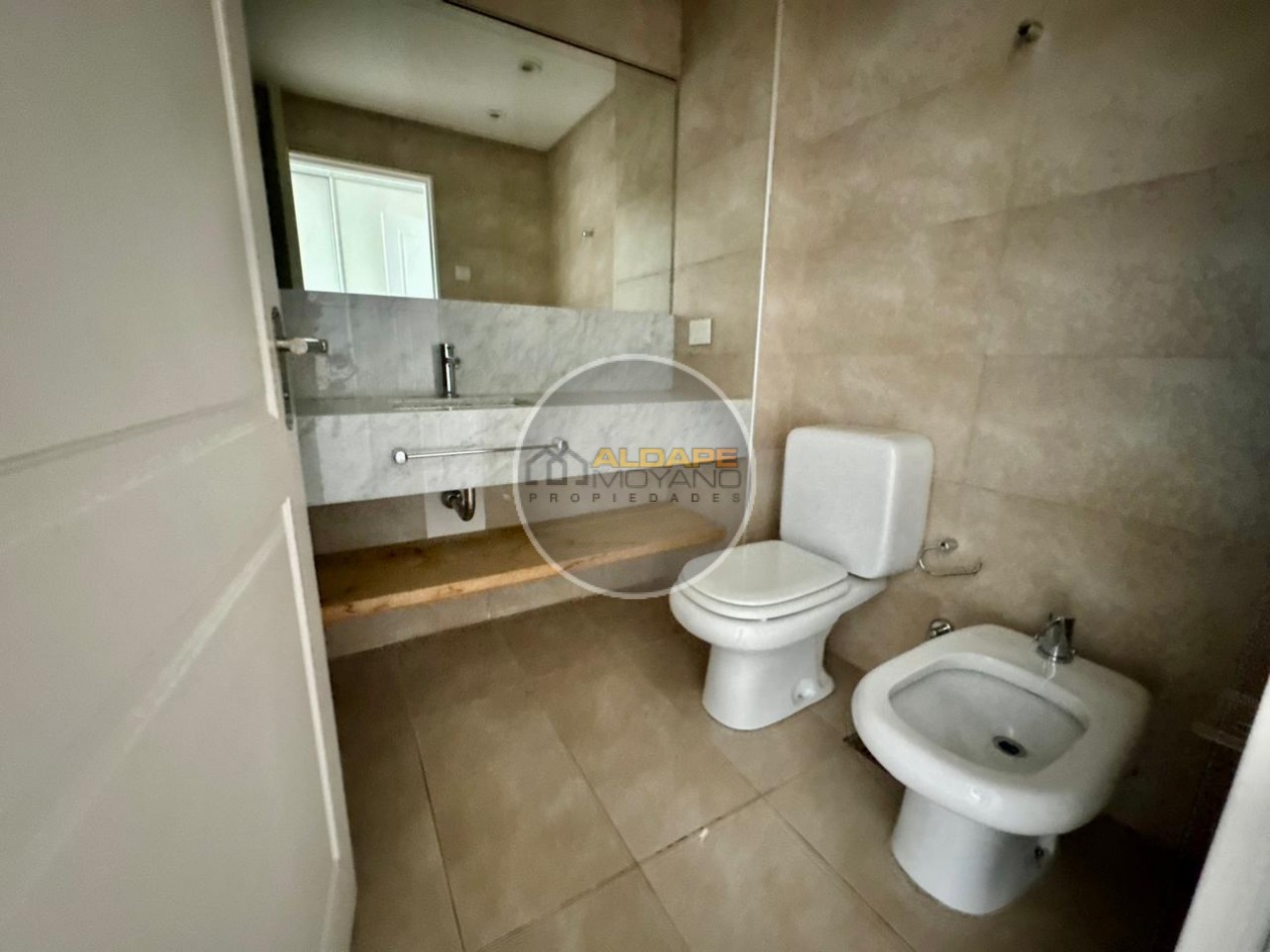 Se Vende Penthouse tres ambientes (Edificio Zencity - Puerto Madero)