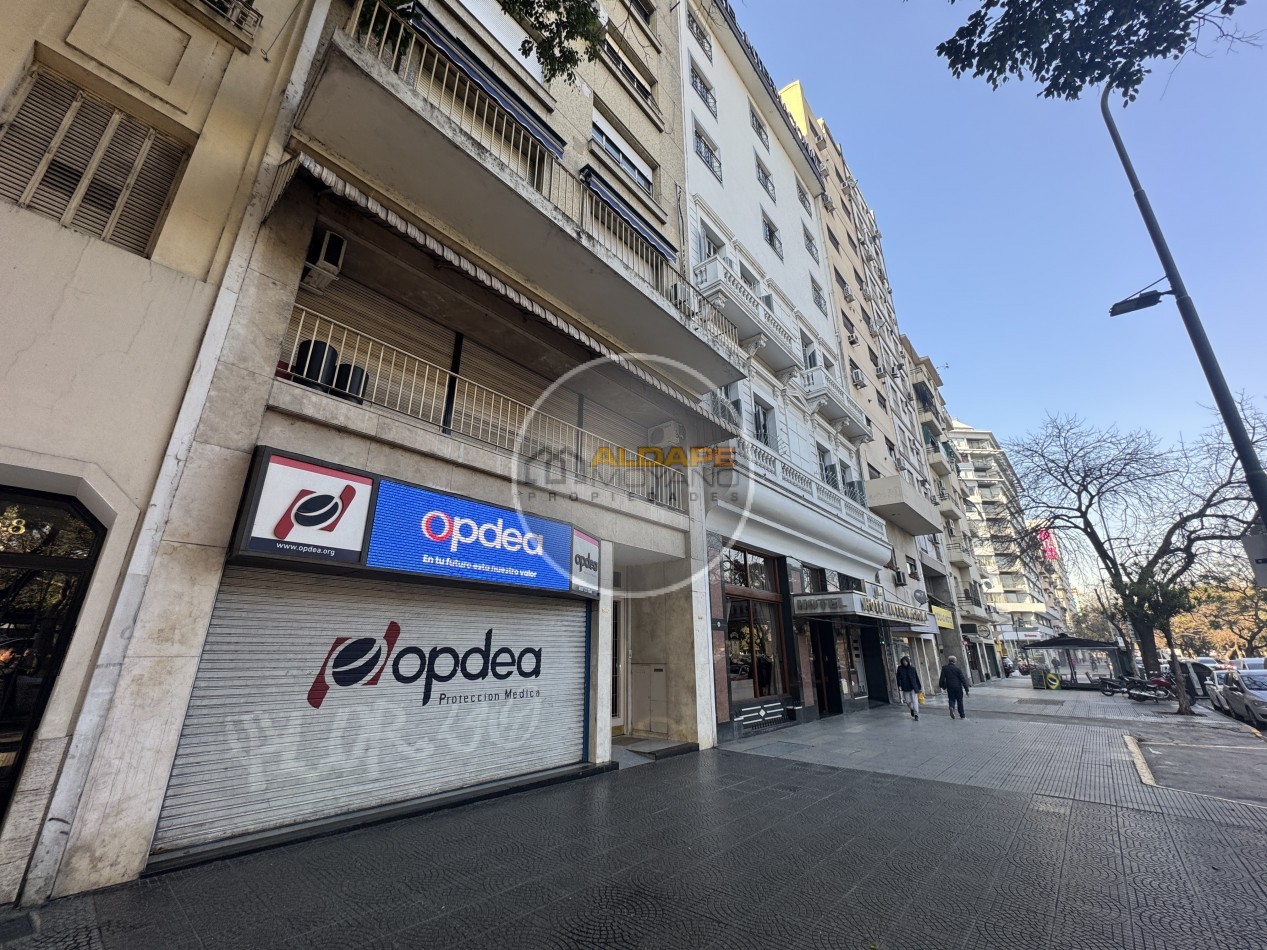 Se Vende Oficina (Monserrat)