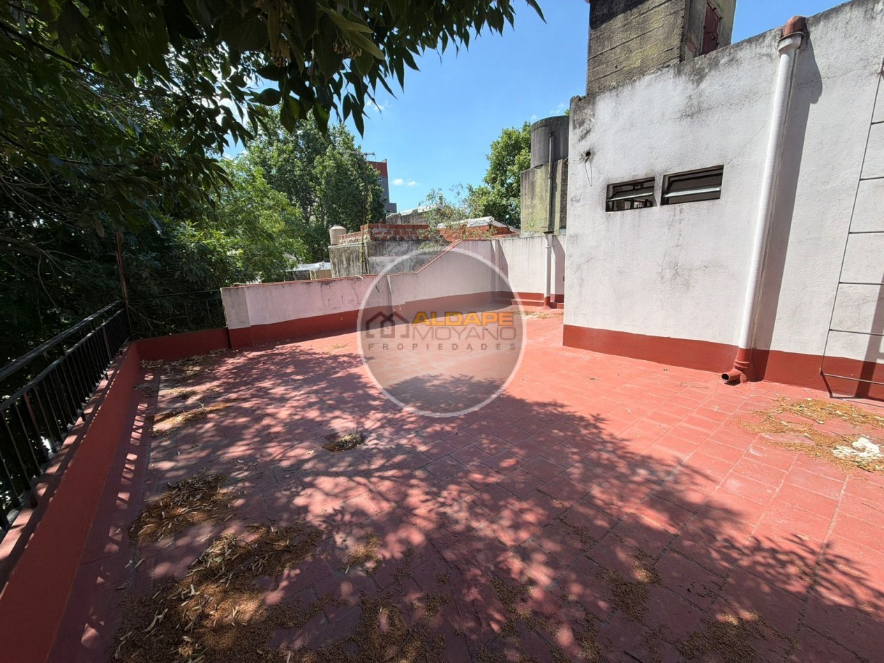Se vende Casa PH, tres ambientes, totalmente independiente, Devoto