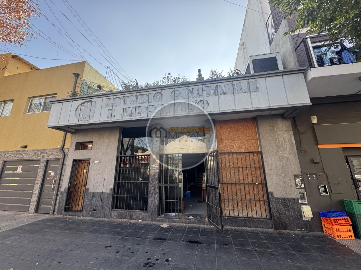 Se Alquila Local Comercial (Centro comercial - Villa Lugano)