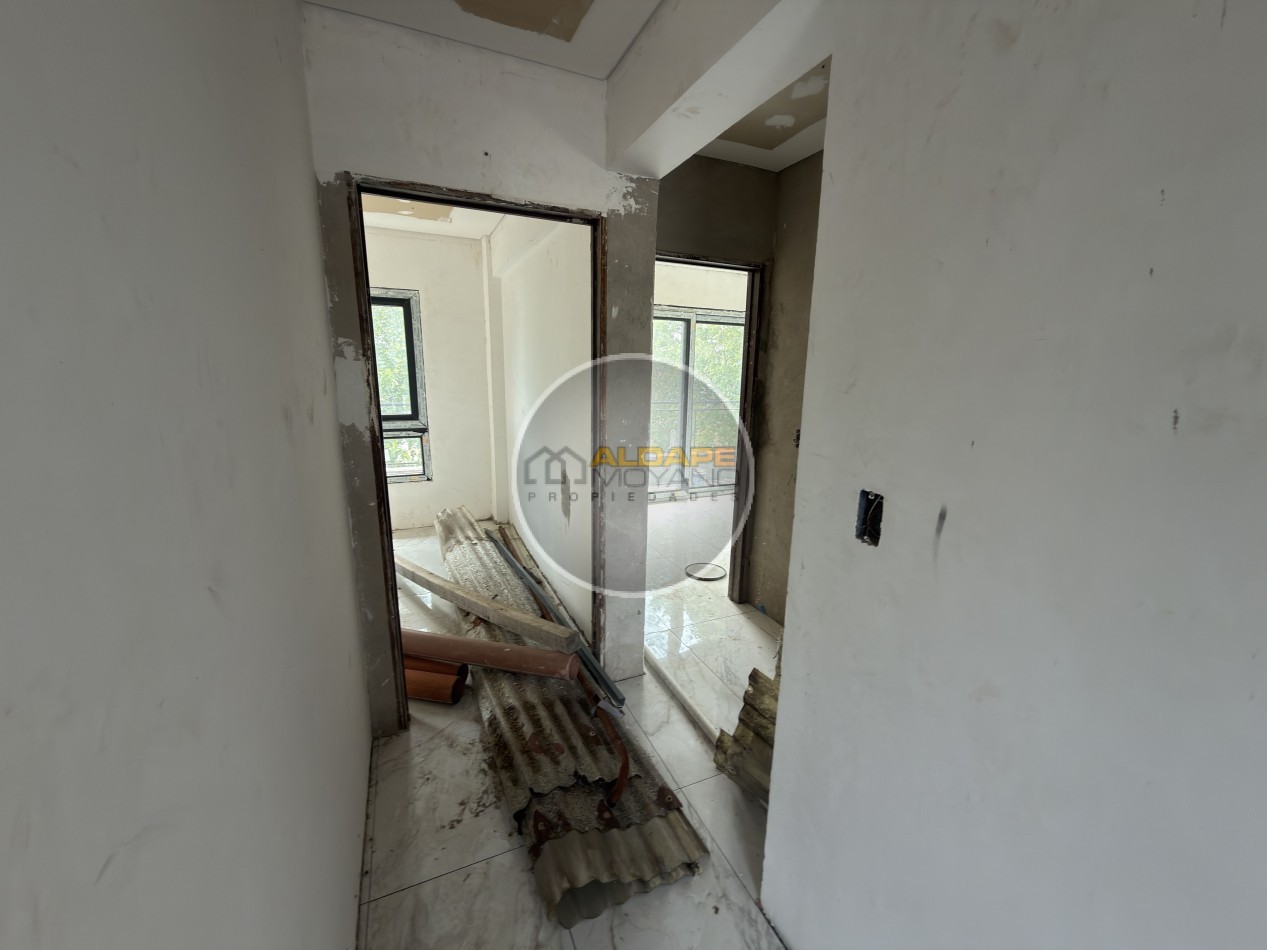 Se Vende Galpon con vivienda cuatro ambientes (Mataderos)