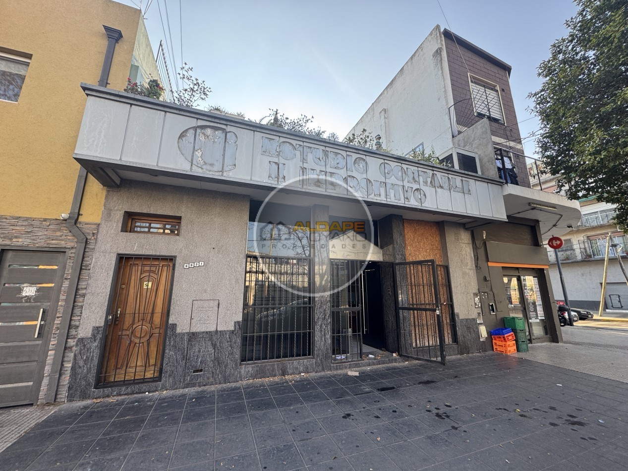 Se Alquila Local Comercial (Centro comercial - Villa Lugano)