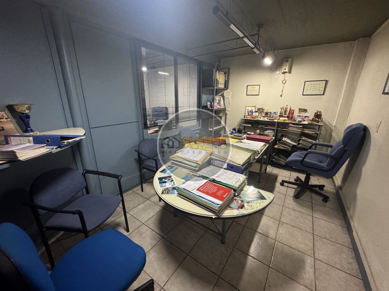 Se Alquila Local Comercial (Centro comercial - Villa Lugano)