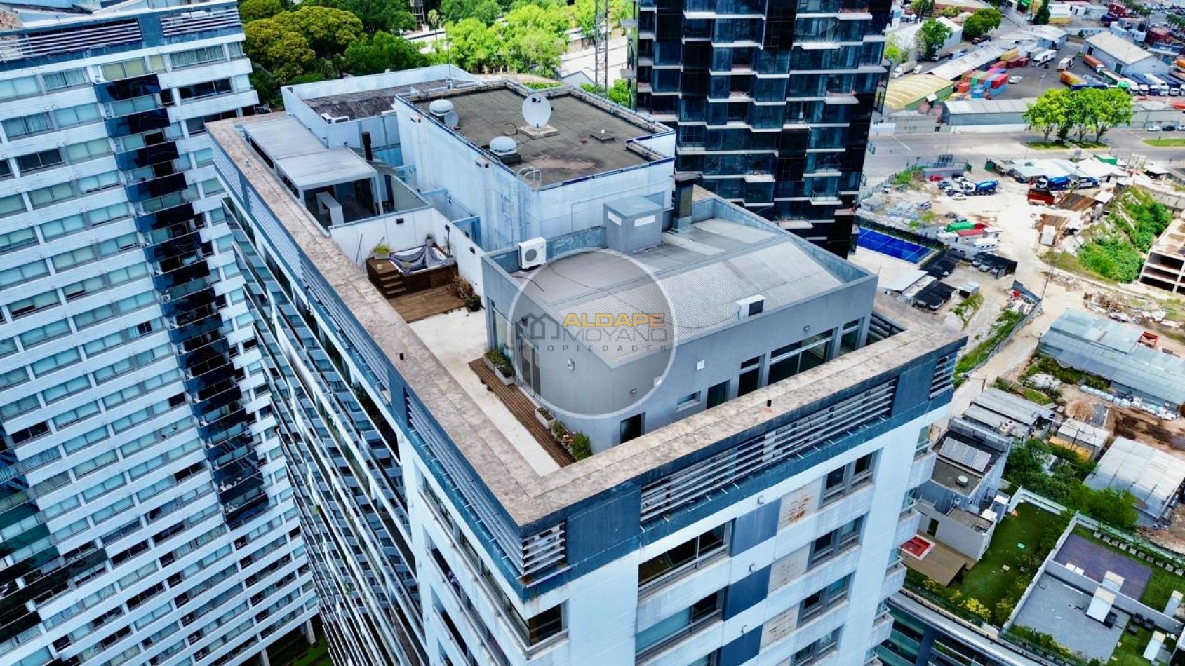 Se Vende Penthouse tres ambientes (Edificio Zencity - Puerto Madero)