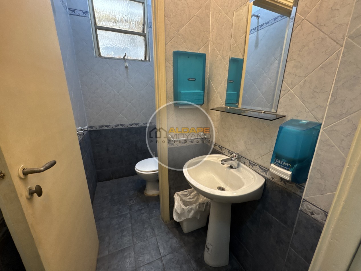 Se Vende Oficina (Monserrat)