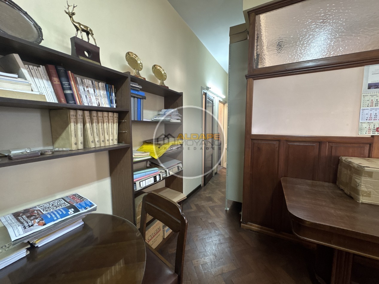 Se Vende Oficina (Monserrat)