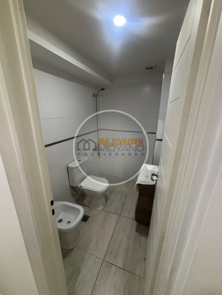 Se alquila departamento dos ambientes (Moron)