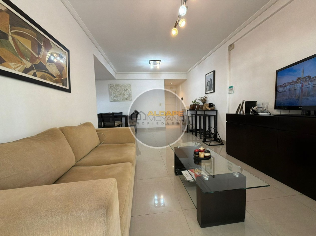 Se Vende Departamento dos amb con cochera (Villa Luro)