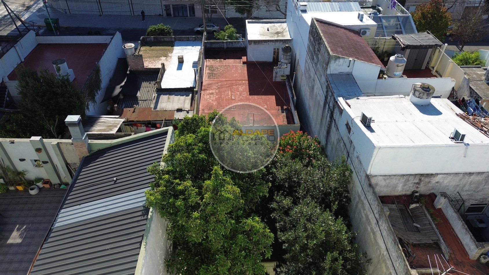 Se Vende Casa cinco ambientes, con cochera, Apto Credito Hipotecario!!