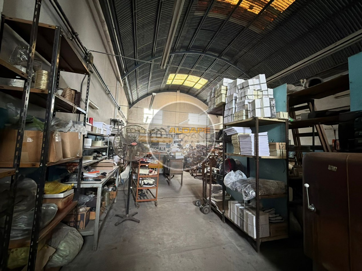 Se vende fondo de comercio/ instalaciones/para el Rubro Calzado, Oportunidad!! (villa lugano)