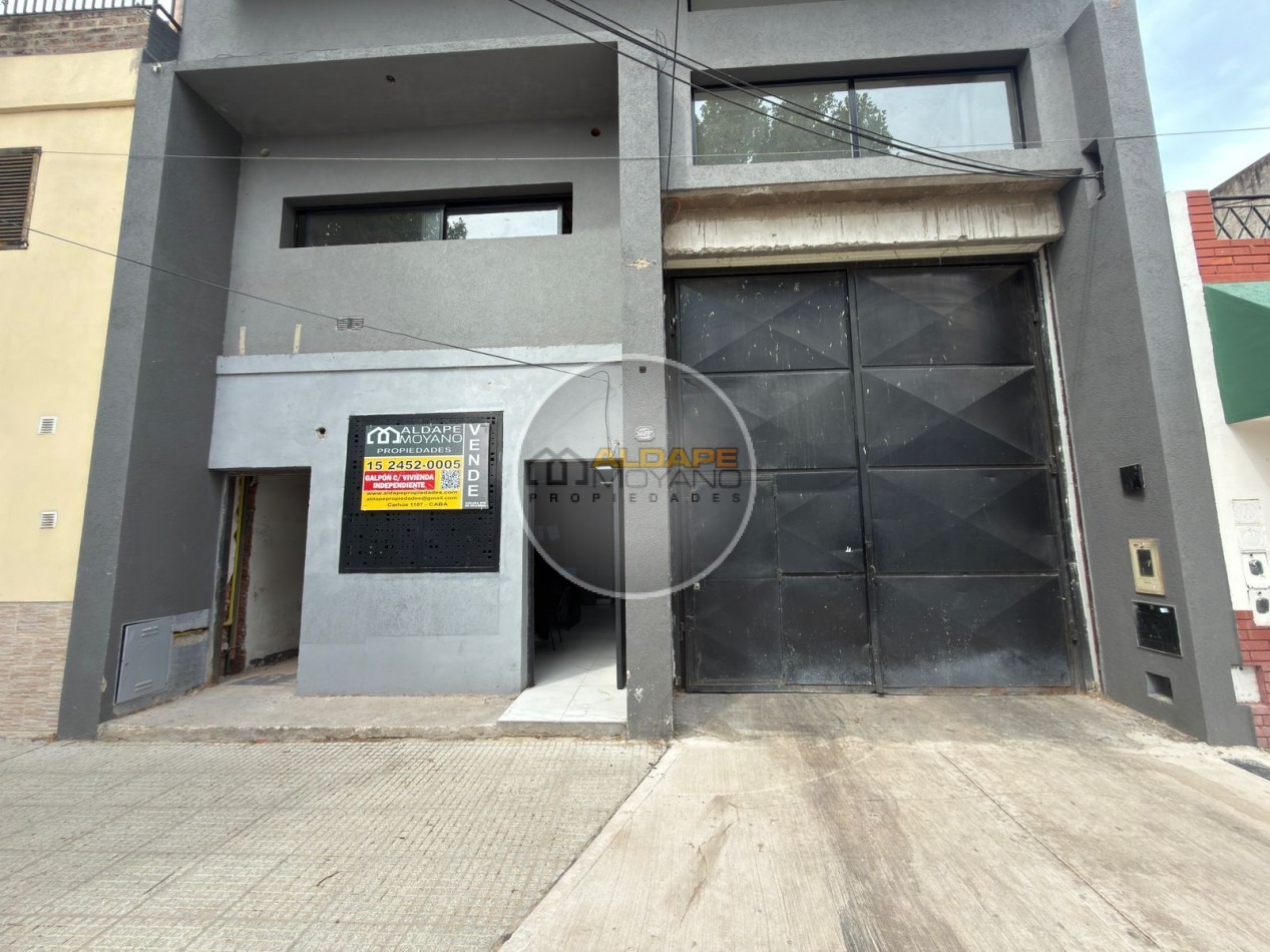 Se Vende Galpon con vivienda cuatro ambientes (Mataderos)