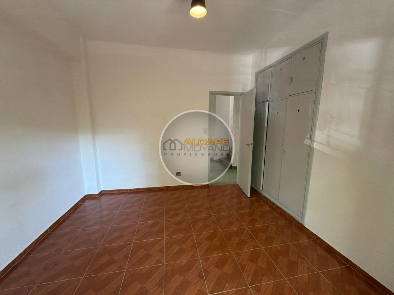 Se vende Casa PH, tres ambientes, totalmente independiente, Devoto