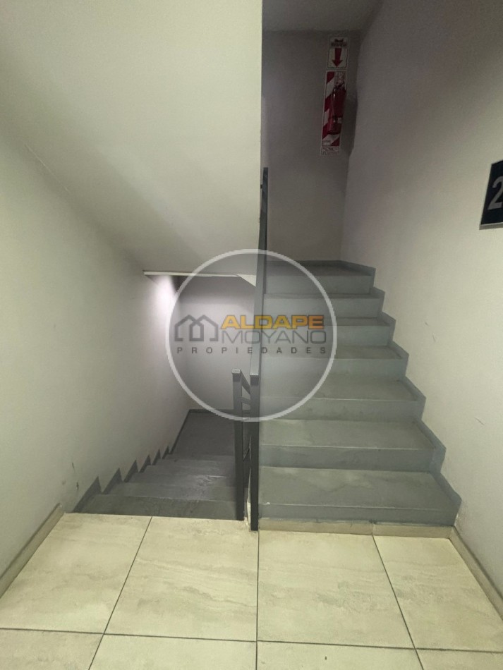 Se alquila departamento dos ambientes (Moron)