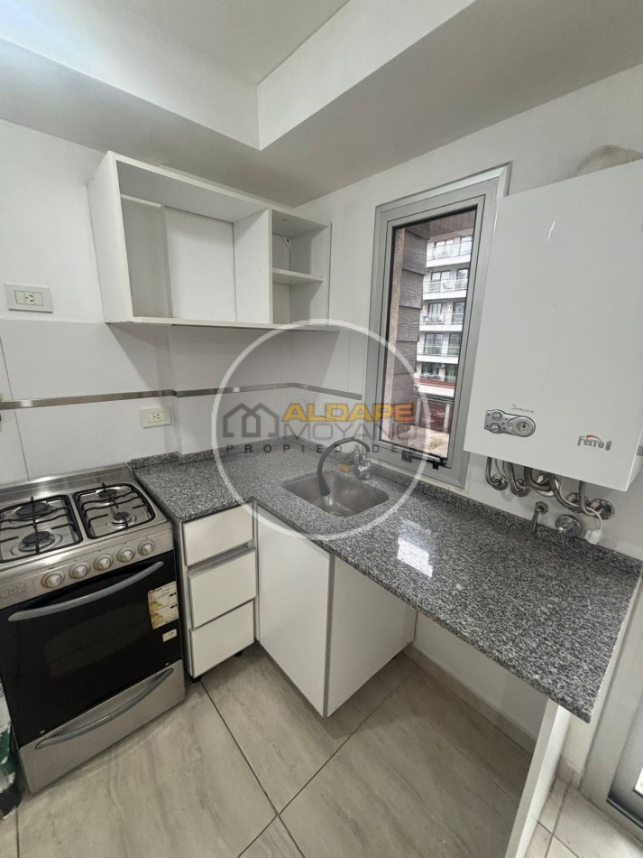 Se alquila departamento dos ambientes (Moron)