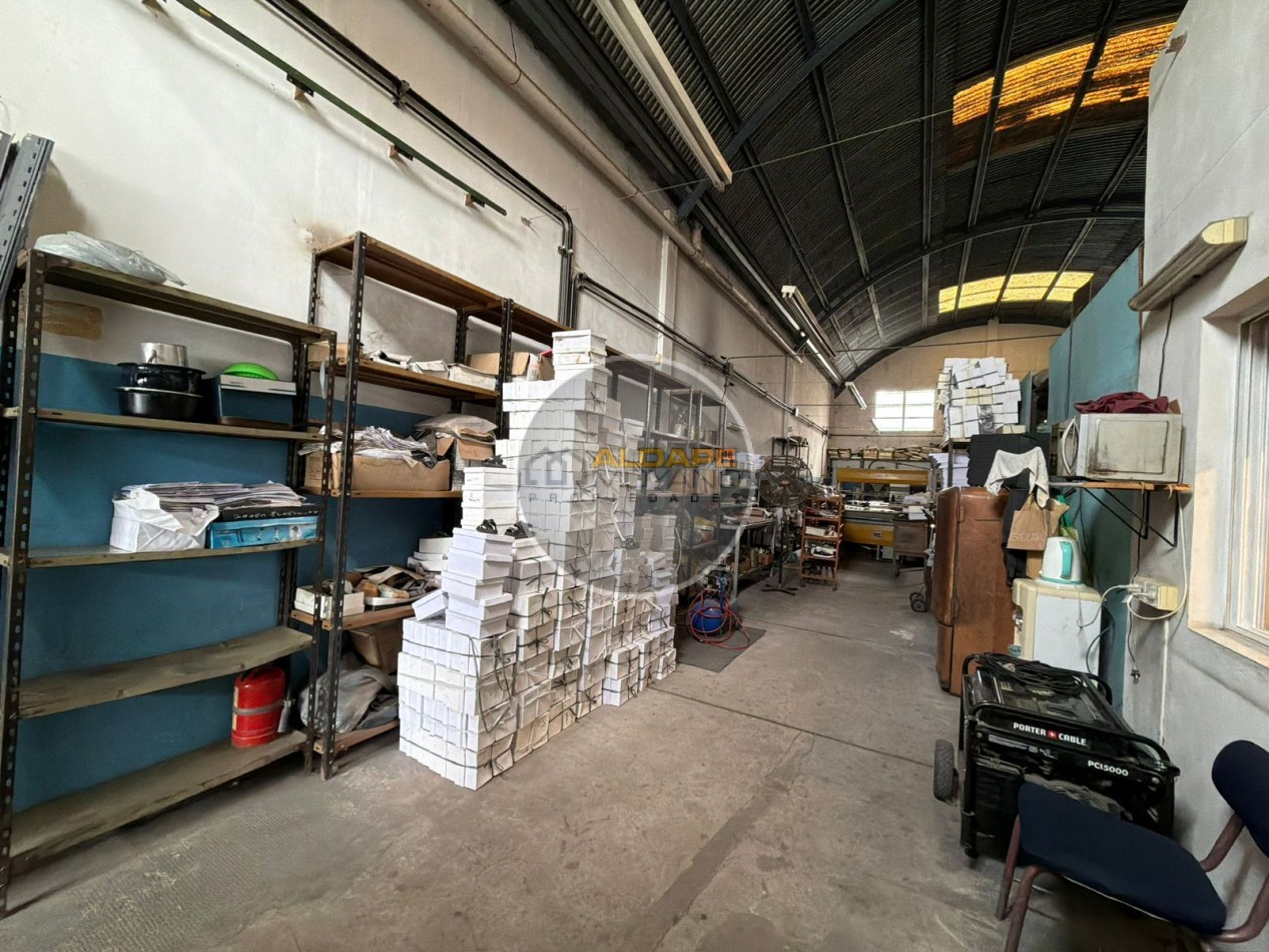 Se vende fondo de comercio/ instalaciones/para el Rubro Calzado, Oportunidad!! (villa lugano)