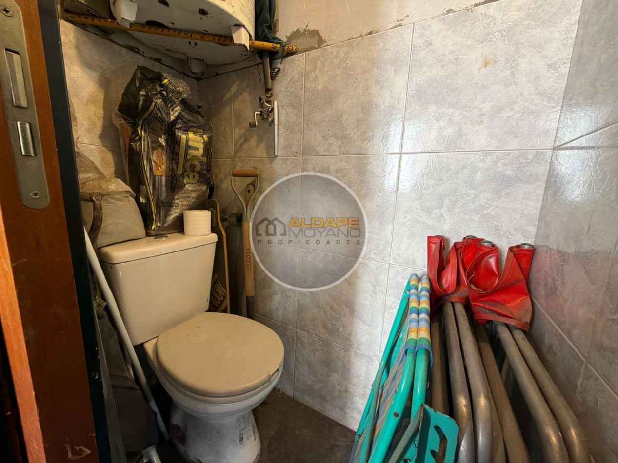 En Venta PH cuatro ambientes con cochera (Lomas del Mirador)