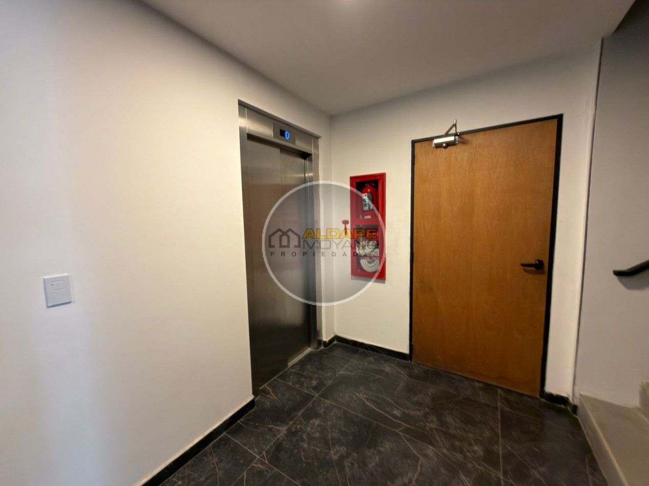 Se vende departamentosemi piso, tres amb. A estrenar!! (Villa Lugano)